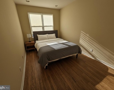 2030 E Dauphin Street - Photo Thumbnail 8