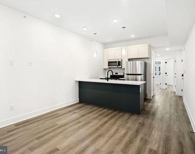 2200 E Somerset Street - Photo Thumbnail 6
