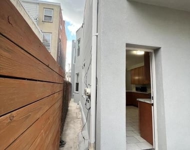 3312 Haverford Avenue - Photo Thumbnail 15