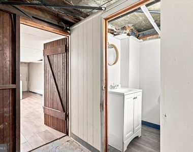 5714 N 20th Street - Photo Thumbnail 13