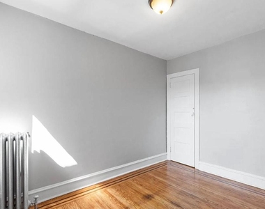 5714 N 20th Street - Photo Thumbnail 8