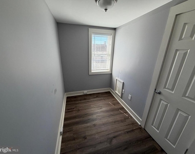 134 W Airy Street - Photo Thumbnail 13