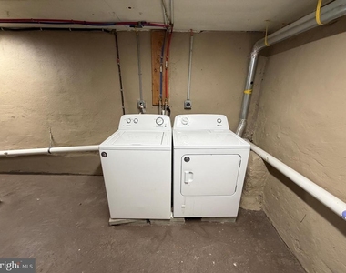 134 W Airy Street - Photo Thumbnail 15