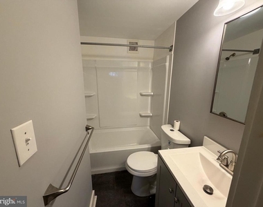 134 W Airy Street - Photo Thumbnail 10