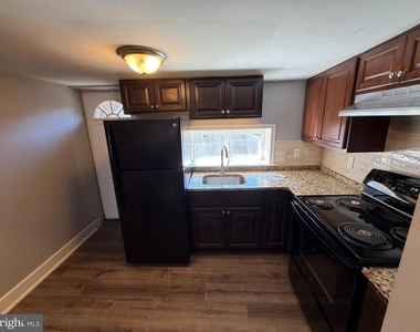 134 W Airy Street - Photo Thumbnail 3