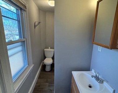 729 E Haverford Road - Photo Thumbnail 10