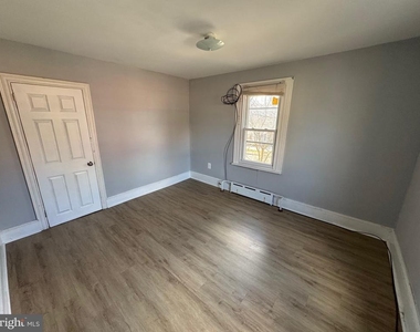 729 E Haverford Road - Photo Thumbnail 7