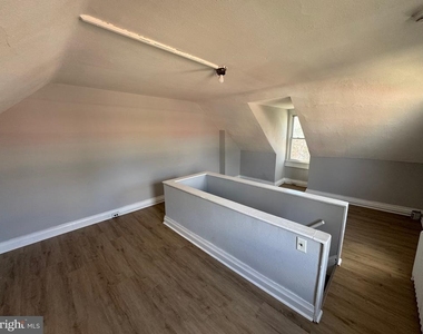 729 E Haverford Road - Photo Thumbnail 8