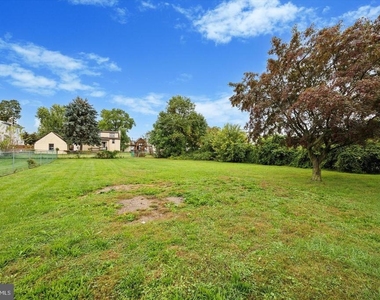 1000 Main Avenue - Photo Thumbnail 3