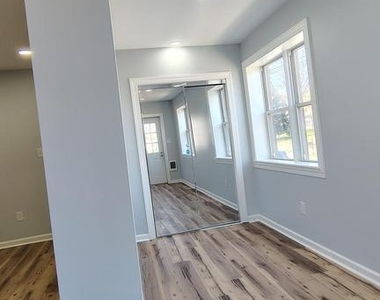 1000 Main Avenue - Photo Thumbnail 4