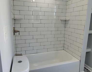 1000 Main Avenue - Photo Thumbnail 14