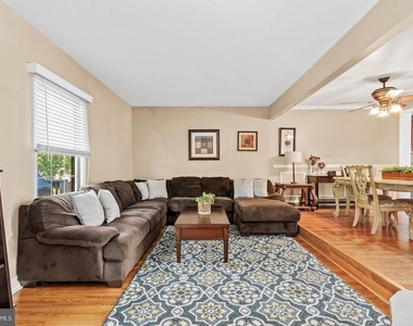 1003 Mulberry Court - Photo Thumbnail 8