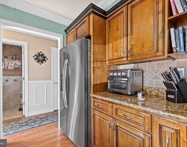 1003 Mulberry Court - Photo Thumbnail 3