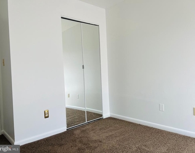 8613 Seasons Way - Photo Thumbnail 26