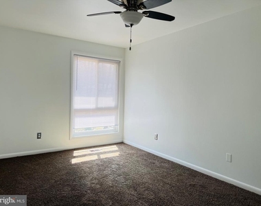 8613 Seasons Way - Photo Thumbnail 28