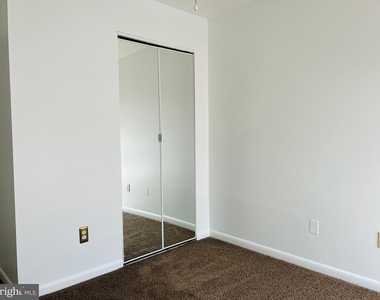 8613 Seasons Way - Photo Thumbnail 25