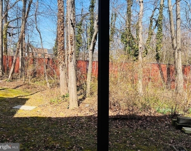 8613 Seasons Way - Photo Thumbnail 8