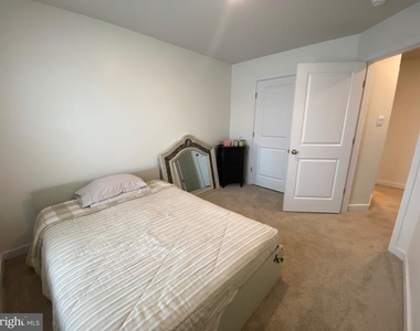7530 Daybreak Drive - Photo Thumbnail 41