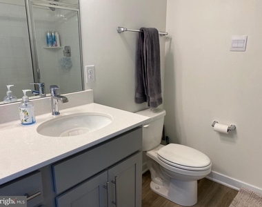 7530 Daybreak Drive - Photo Thumbnail 32