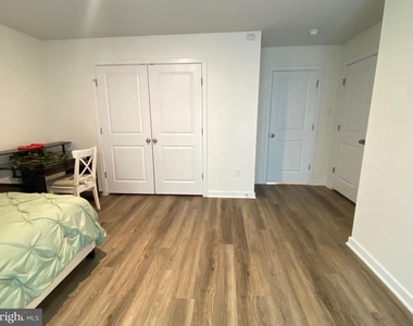 7530 Daybreak Drive - Photo Thumbnail 23
