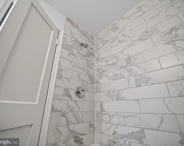 5604 29th Avenue - Photo Thumbnail 25