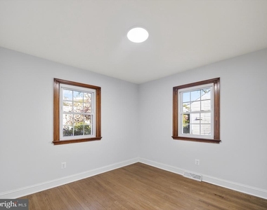 5604 29th Avenue - Photo Thumbnail 22