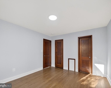 5604 29th Avenue - Photo Thumbnail 19