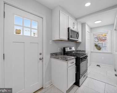 5604 29th Avenue - Photo Thumbnail 10