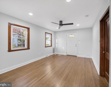 5604 29th Avenue - Photo Thumbnail 14