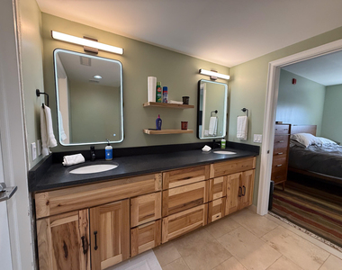 525 W Lafayette Boulevard - Photo Thumbnail 13
