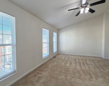 108 Leather Fern Way - Photo Thumbnail 8
