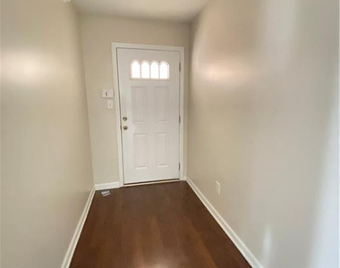 1305 Kershaw Loop - Photo Thumbnail 1