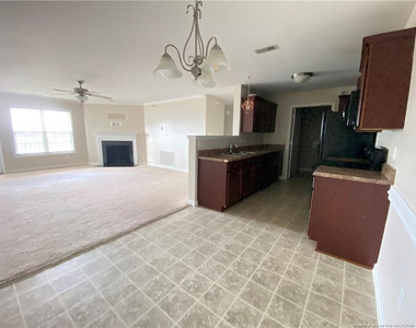 1305 Kershaw Loop - Photo Thumbnail 3