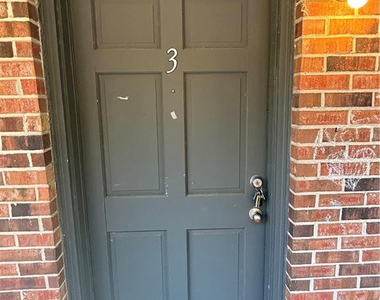 3210 Tallywood Drive - Photo Thumbnail 5