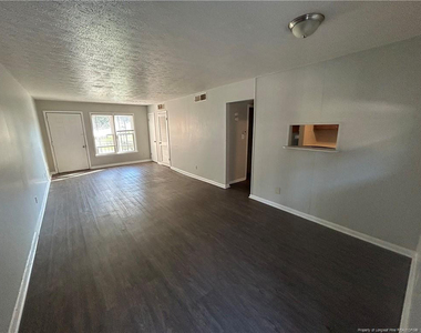3210 Tallywood Drive - Photo Thumbnail 6