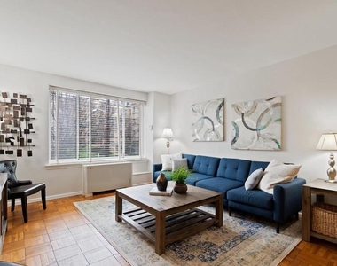 4100 W Street Nw - Photo Thumbnail 12