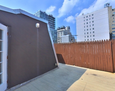 202 East 13th Street - Photo Thumbnail 6
