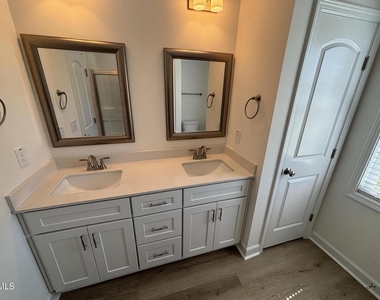 171 Budd Godwin Lane - Photo Thumbnail 12