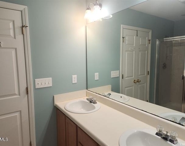 2630 Vega Court - Photo Thumbnail 11