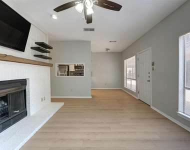 908 Poplar St - Photo Thumbnail 7
