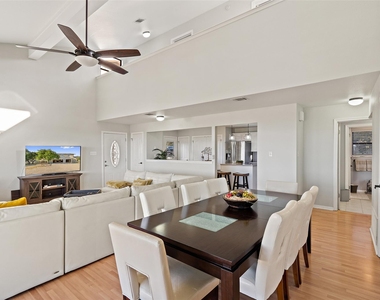 414 Gregg Dr - Photo Thumbnail 11