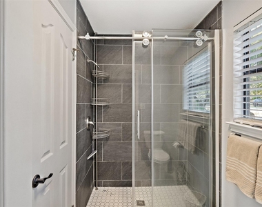 414 Gregg Dr - Photo Thumbnail 15