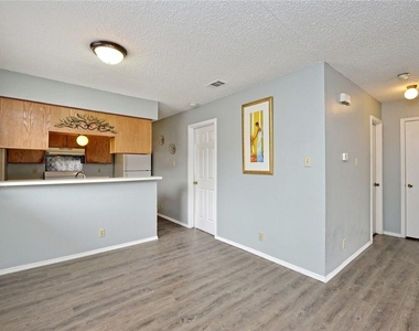 5809 Spring Meadow Rd - Photo Thumbnail 6