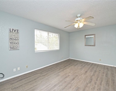 5809 Spring Meadow Rd - Photo Thumbnail 9