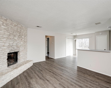 11907 Alpheus Ave - Photo Thumbnail 2