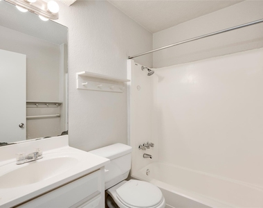 11907 Alpheus Ave - Photo Thumbnail 19