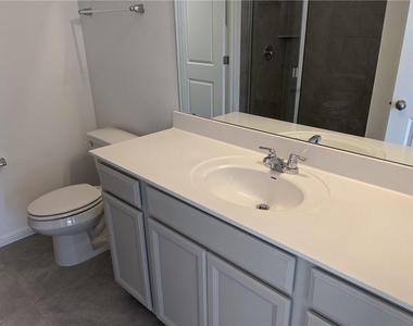 6705 Routenburn St - Photo Thumbnail 12
