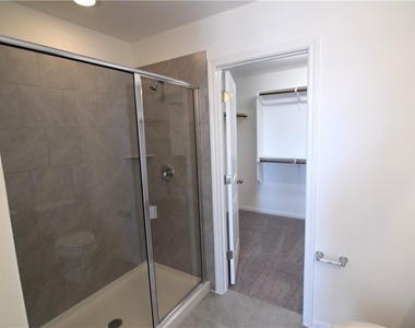 6705 Routenburn St - Photo Thumbnail 10