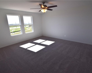 6705 Routenburn St - Photo Thumbnail 9