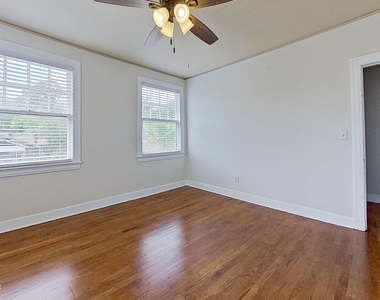 1651 Flagler Avenue - Photo Thumbnail 15